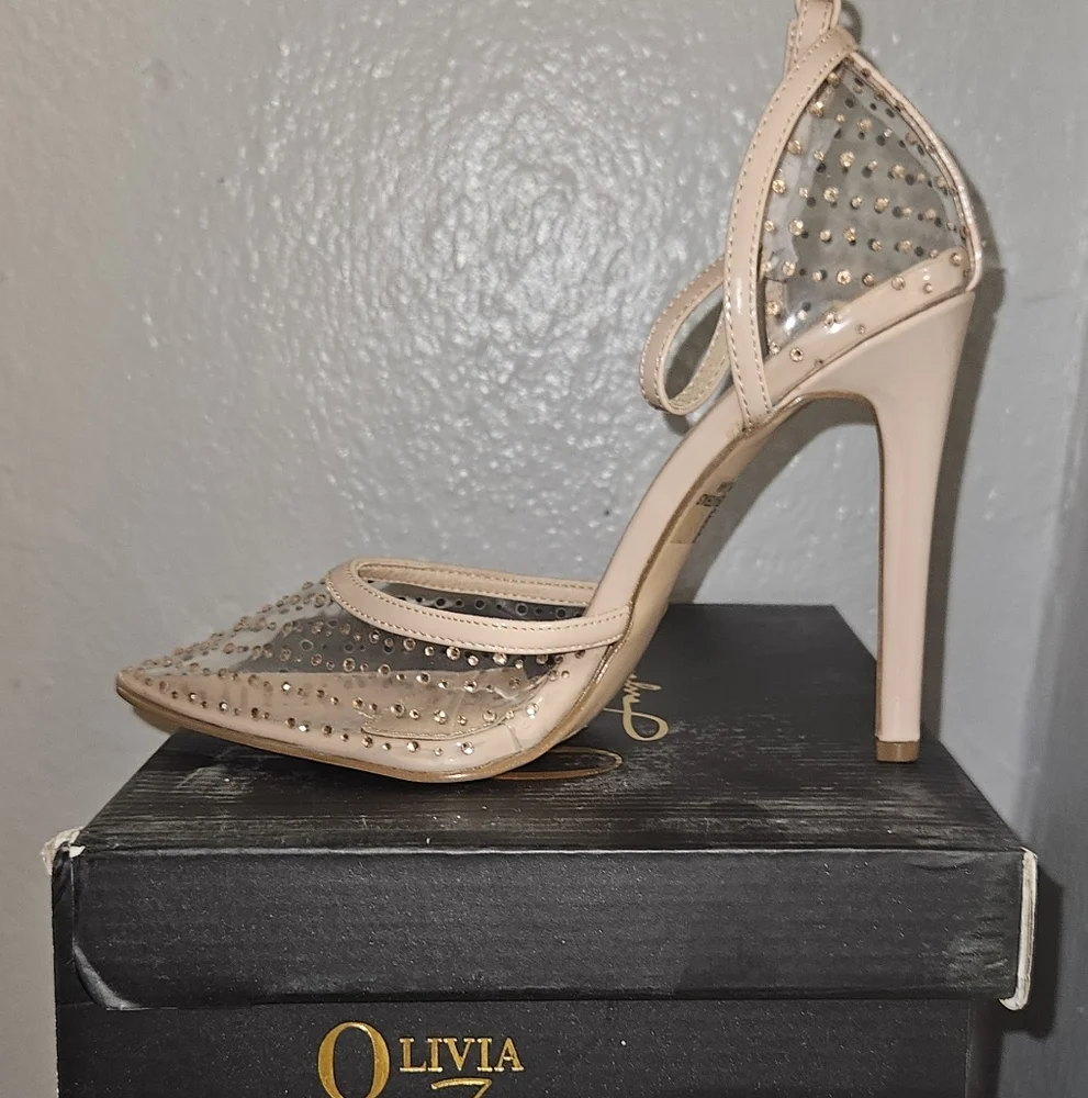 OLIVIA FERGUSON High Heels Clearly Chic Rhinestone Pumps SIZES 7.5 8 8.5 9 NEW - Picture 4 of 5